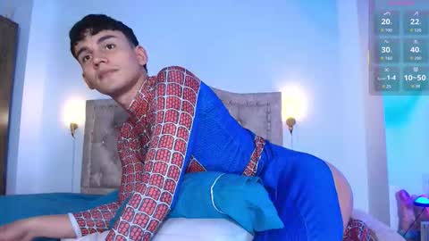 Esteban online show from September 30, 7:06 pm