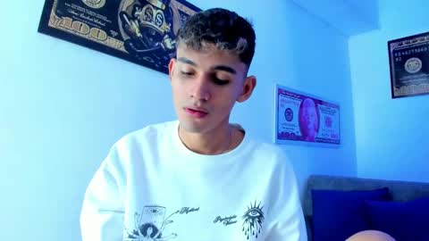 Esteban online show from December 7, 12:13 pm