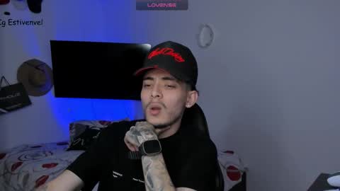 estivenvel online show from November 6, 5:05 pm