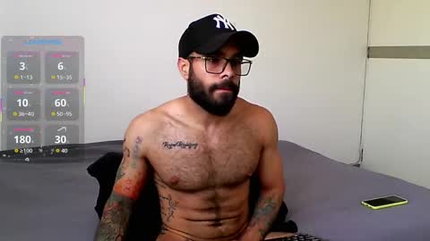 Snapshot of ethan_hunter87 chatting on October 23, 6:11 pm Ethan online show from October 23, 6:11 pm