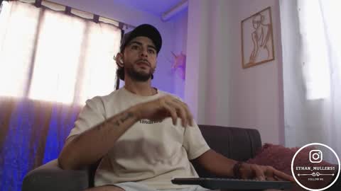 Ethan Muller online show from March 20, 9:29 pm