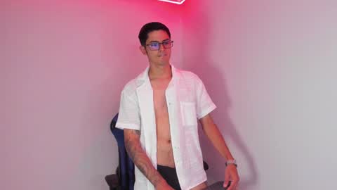 Snapshot of ethan_sai01 chatting on January 11, 6:33 pm ETHAN SAI online show from January 11, 6:33 pm