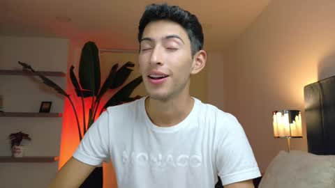 Joan online show from December 23, 4:32 am