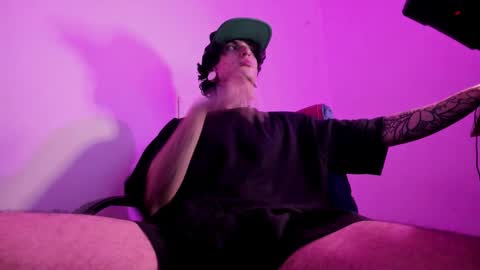 Ethan sykes online show from October 1, 5:00 am