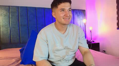 ethanconnor_ online show from April 3, 12:57 pm