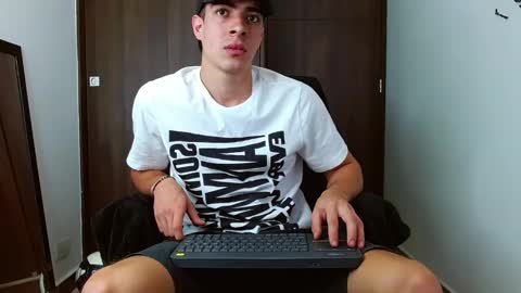 ethangreey1 online show from December 30, 3:46 pm