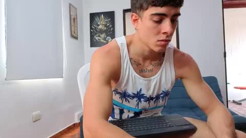 ethangreey1 online show from November 2, 4:11 pm