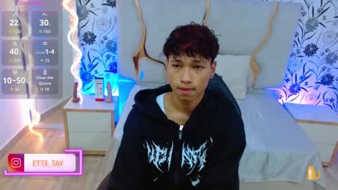 ette online show from September 28, 3:15 am