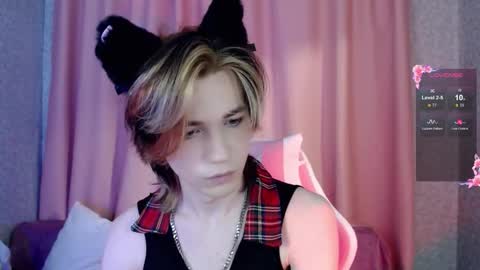 evan_reinhart online show from October 21, 12:03 am