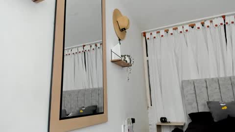 Evan online show from September 26, 1:42 pm