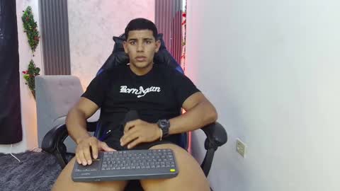 luis online show from September 23, 5:01 pm