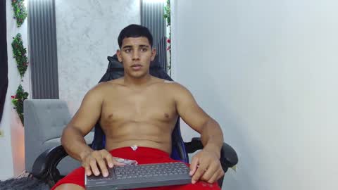 luis online show from September 24, 5:44 pm