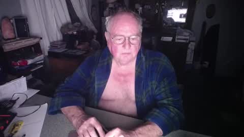 EXCEOS online show from December 22, 3:33 pm