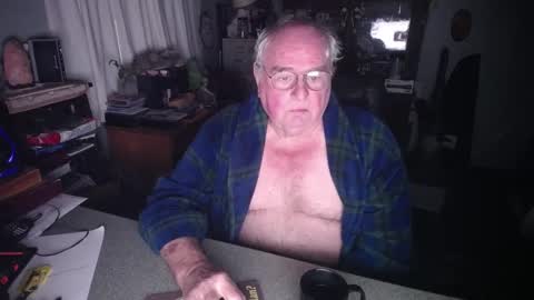 EXCEOS online show from December 3, 3:00 pm