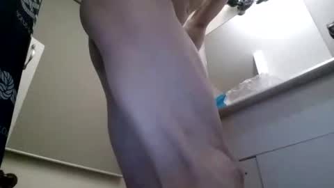 Exhibboytoy3 online show from April 1, 11:46 pm