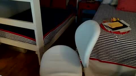 exhibitman69_ldb online show from June 30, 3:18 am