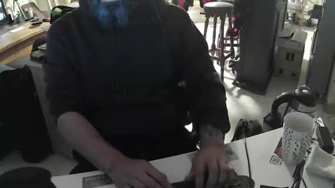 Gio online show from December 16, 8:16 pm