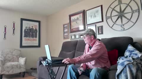 Eyeswideshut63 online show from November 7, 6:55 pm