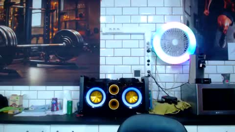 fabxxxl online show from January 28, 8:04 am