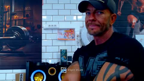 fabxxxl online show from February 27, 8:28 am