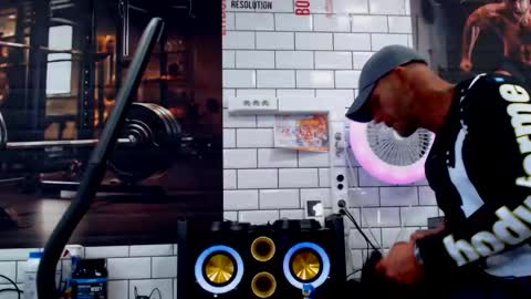 fabxxxl online show from September 13, 7:53 am