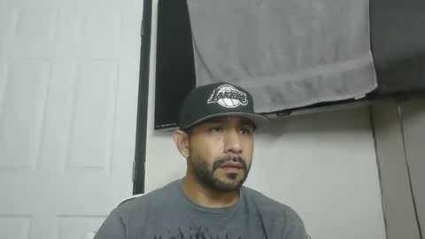 Mark online show from November 13, 9:47 am