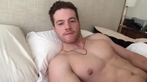 Snapshot of fairybae5 chatting on January 23, 6:24 pm Travis online show from January 23, 6:24 pm