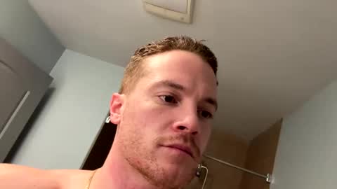 Snapshot of fairybae5 chatting on December 30, 5:58 am Travis online show from December 30, 5:58 am