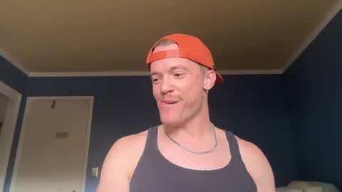 Snapshot of fairybae5 chatting on October 9, 8:58 pm Travis online show from October 9, 8:58 pm