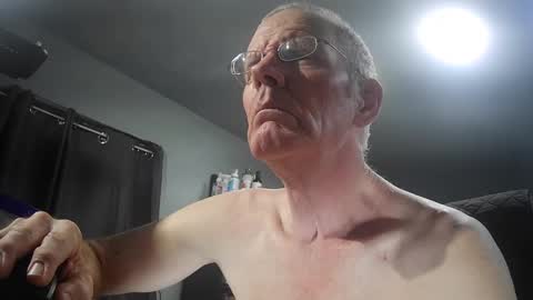 fantasyresort online show from April 11, 3:24 am