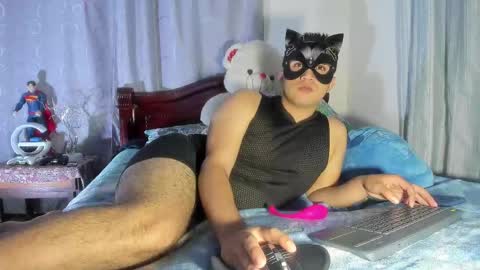 Snapshot of fatass_420 chatting on January 4, 11:17 pm Johan online show from January 4, 11:17 pm