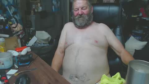 Snapshot of fatman01 chatting on October 7, 2:04 am Fatman01 online show from October 7, 2:04 am