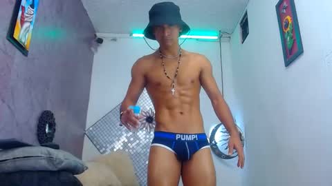 INSTA DAVID ESCOBARZ online show from January 30, 11:44 am