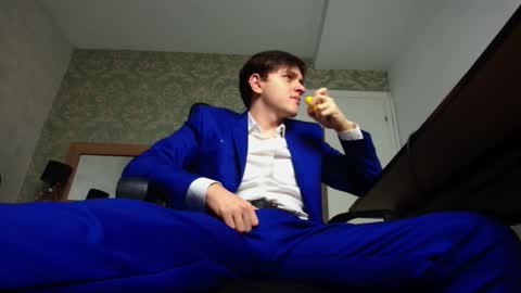 FelixStark online show from October 13, 4:40 am