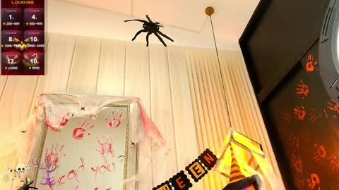 Femboy Max online show from November 1, 12:31 pm