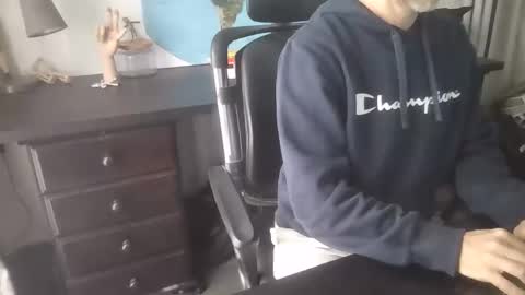 femdomsubby online show from April 11, 2:52 am