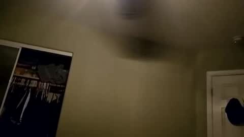 fightusfire32 online show from January 4, 5:05 am