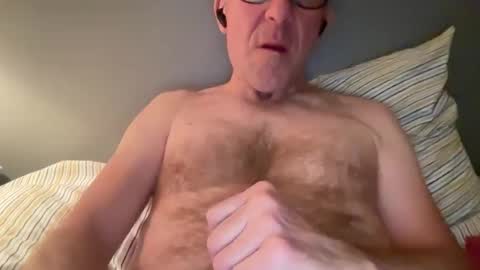 Snapshot of findjeff chatting on January 31, 7:07 am findjeff online show from January 31, 7:07 am