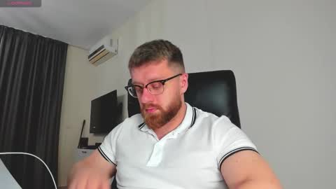 FindomGuyXXX online show from March 8, 11:47 am