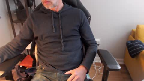 fit daddy g online show from January 4, 5:05 pm