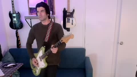 Flannel Dong online show from April 1, 9:34 pm