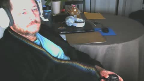 flashy49 online show from December 21, 5:15 am