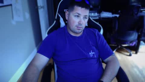 FL guy online show from January 7, 7:41 pm