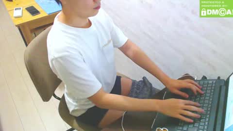 flowerbox online show from December 30, 5:13 pm