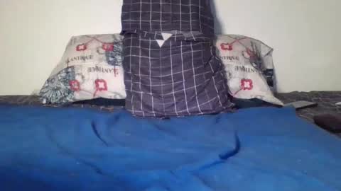 flylen online show from February 12, 3:07 am