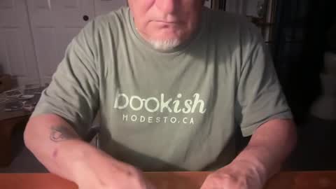 fnkywht60smthng_ online show from April 20, 6:38 am