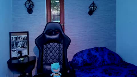 Foni online show from April 13, 9:15 pm