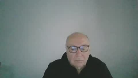 Snapshot of fra94 chatting on December 14, 2:00 pm fra94 online show from December 14, 2:00 pm