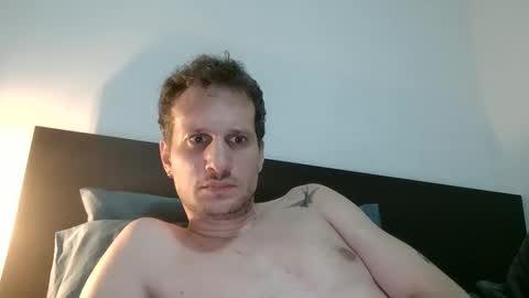 francesit0 online show from November 26, 1:30 am