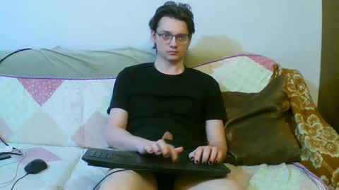 Frank online show from February 7, 6:24 pm